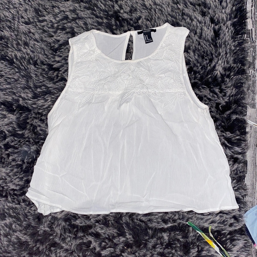 Flowy tank. WORN TWICE